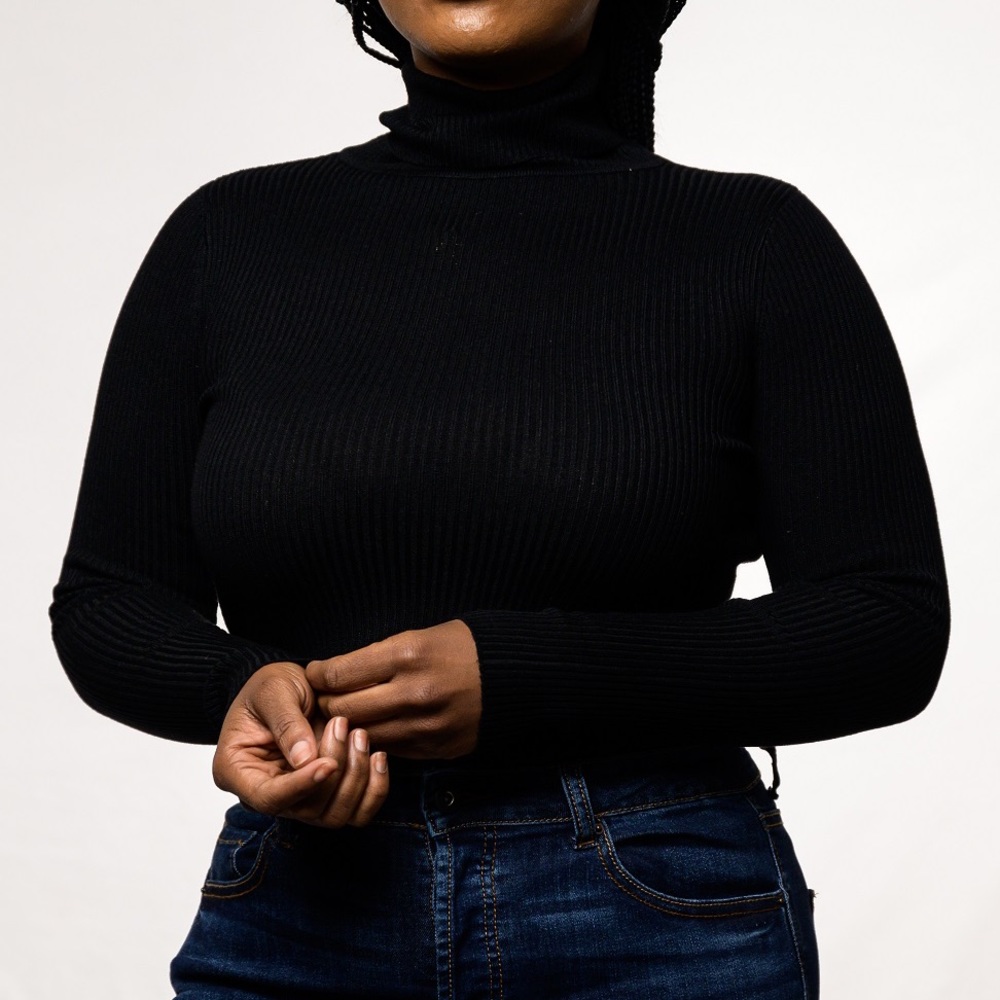 Ribbed turtleneck